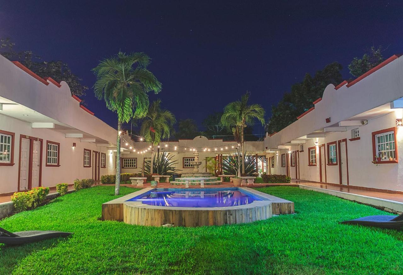 Hotel Lagoon - Pet Friendly