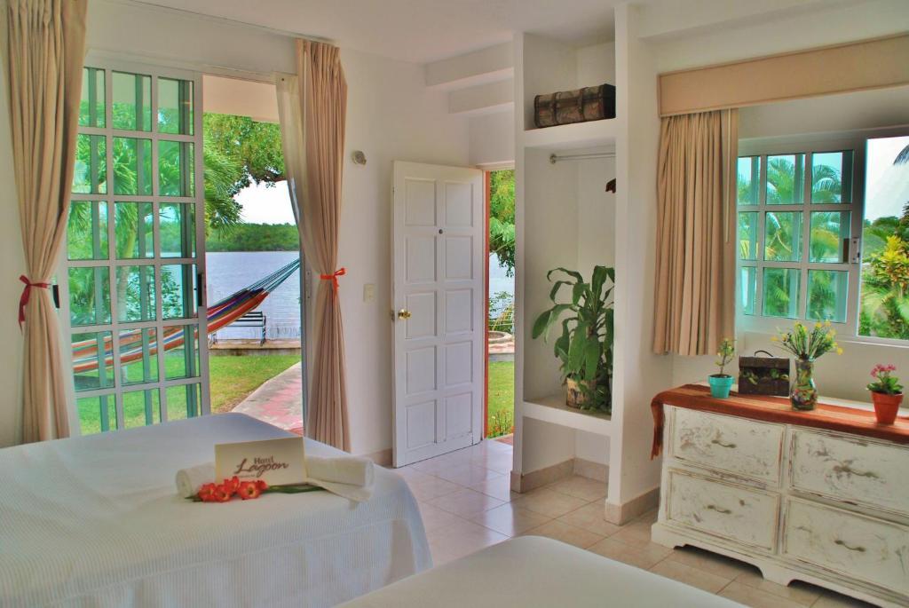 Lagoon - Pet Friendly Hotel